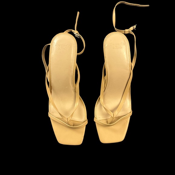 Abercrombie & Fitch Tan Strappy Heels - Picture 1 of 8